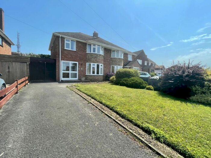 3 Bedroom Semi-Detached House To Rent In Kidlington, Oxfordshire, OX5