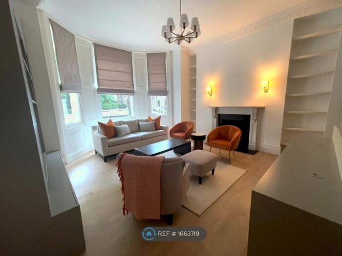 2 Bedroom Flat To Rent In Charlesworth House, London, SW7