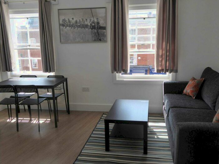 1 Bedroom Flat To Rent In London Street, Reading, RG1