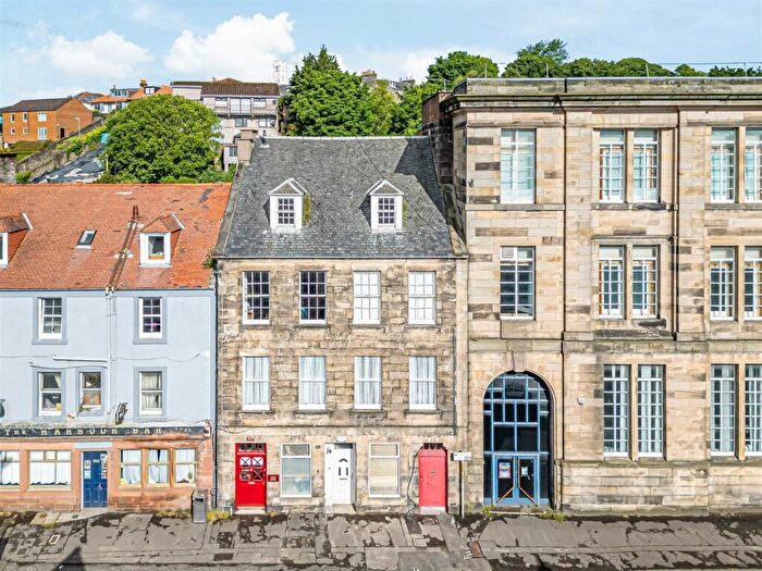 2 Bedroom Flat To Rent In High Street, Kirkcaldy, KY1