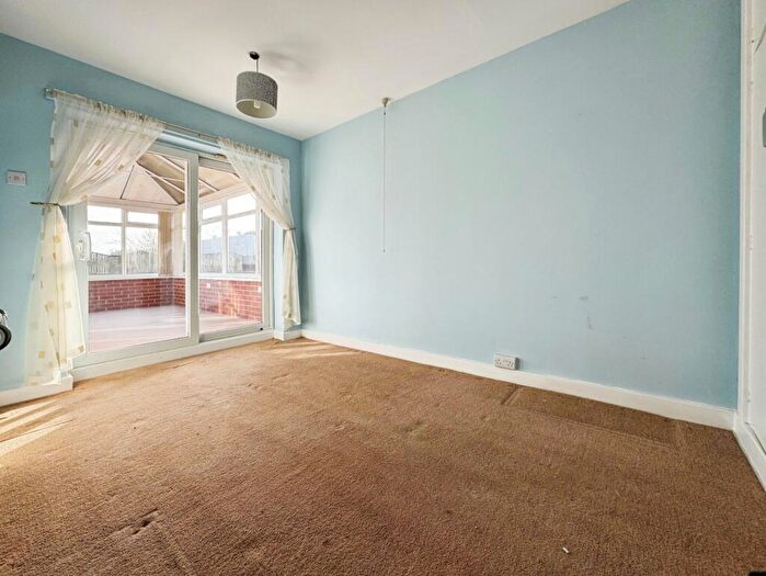 2 Bedroom Bungalow To Rent In Grange Avenue, Woodsetts, Worksop, South Yorkshire, S81