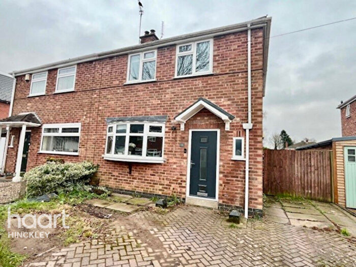 3 Bedroom Semi-Detached House For Sale In Newstead Avenue, Burbage, LE10