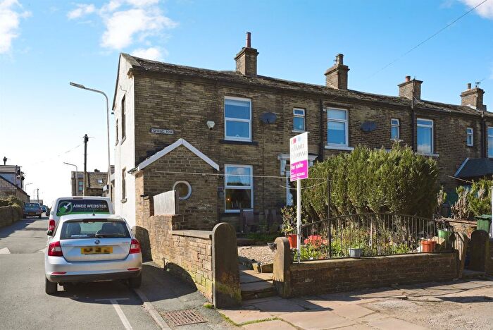 2 Bedroom End Of Terrace House For Sale In Spring Row, Queensbury, Bradford, BD13