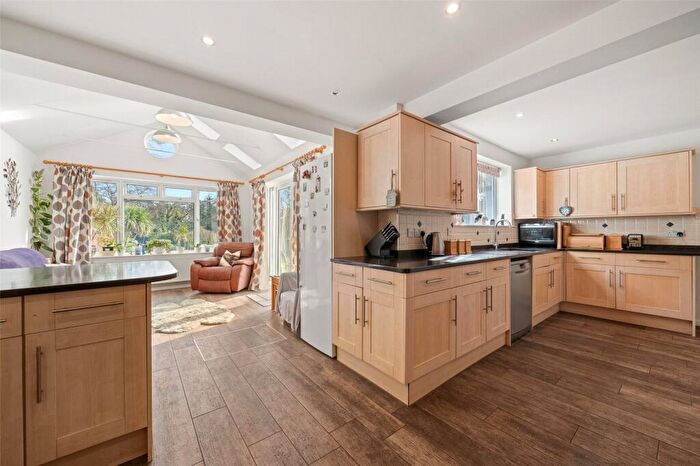 5 Bedroom Detached House For Sale In Broom Acres, Sandhurst, Berkshire, GU47