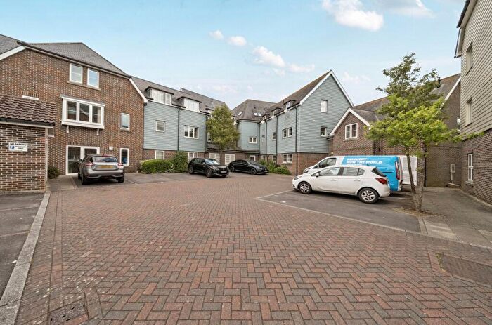 1 Bedroom Flat For Sale In Broadacre Place, Fareham, Hampshire, PO14