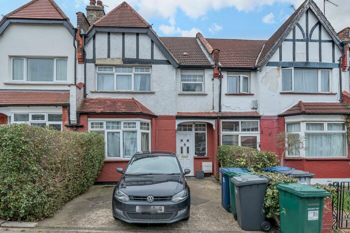 3 Bedroom Terraced House For Sale In Fairlawn Avenue, London, N2