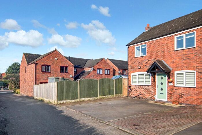 4 Bedroom Detached House For Sale In Main Street, Rosliston, Swadlincote, DE12