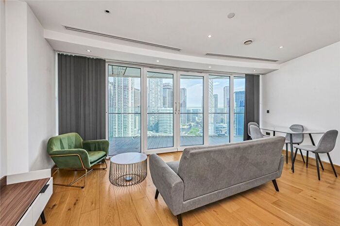 2 Bedroom Flat To Rent In Crossharbour Plaza, Canary Wharf, E14