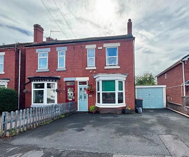 3 Bedroom Semi-Detached House For Sale In Trench Road, Trench, TF2