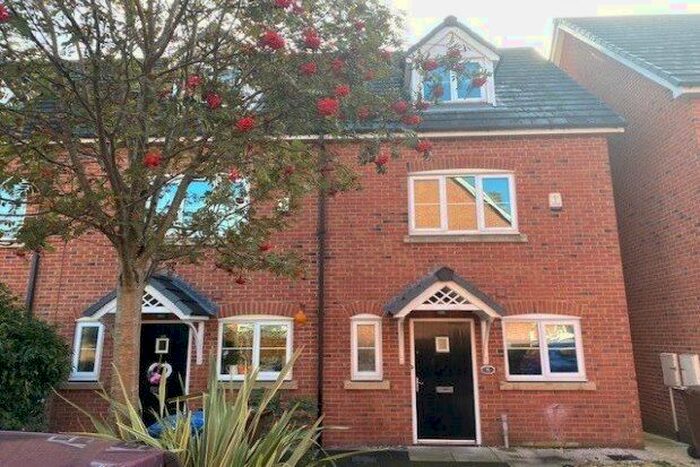3 Bedroom Property To Rent In Lowerfield Gardens, Warrington, WA3