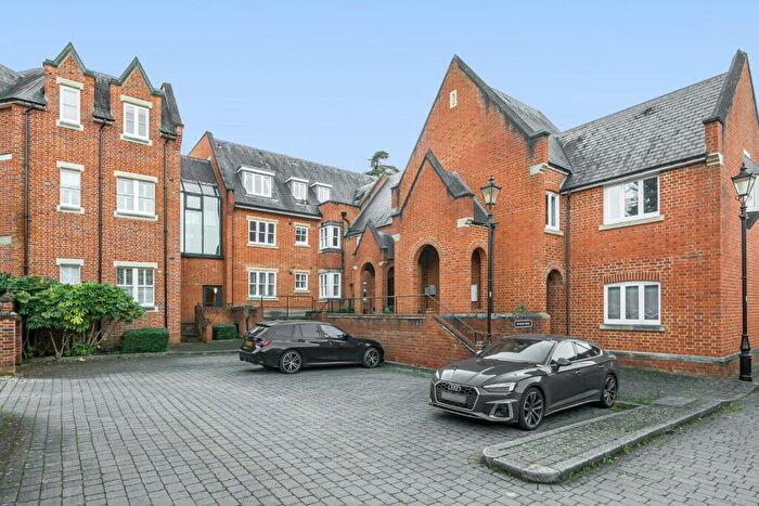 2 Bedroom Apartment To Rent In Wickham House, Longbourn, SL4