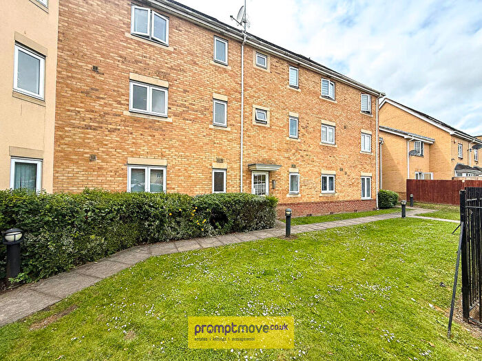 2 Bedroom Flat For Sale In Milligan Close Luton, LU4