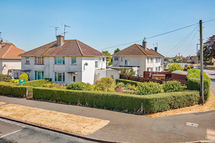 3 Bedroom Semi Detached House For Sale In Willow Brook Road, Corby, Northamptonshire, NN17