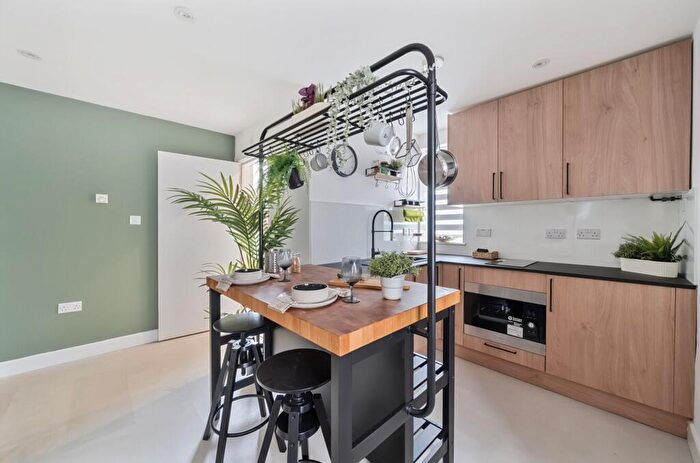 Studio To Rent In Wellington Road, Croydon, CR0