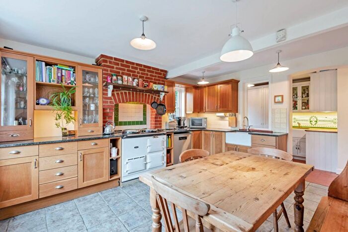 5 Bedroom Detached House For Sale In Peaslake Lane, Peaslake, Guildford, GU5
