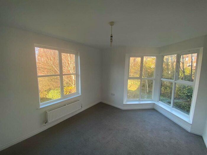 2 Bedroom Apartment To Rent In Glassmill House, Robertson Road, Berkhamsted, HP4