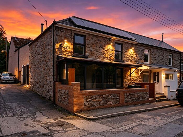 3 Bedroom End Of Terrace House For Sale In Bridge Street, Abertillery, NP13