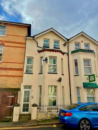 1 Bedroom Flat To Rent In St. Michaels Road, Bournemouth, BH2