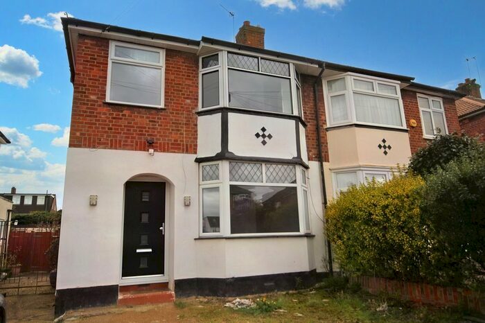 4 Bedroom Semi-Detached House To Rent In Sedgwick Avenue, Uxbridge, UB10