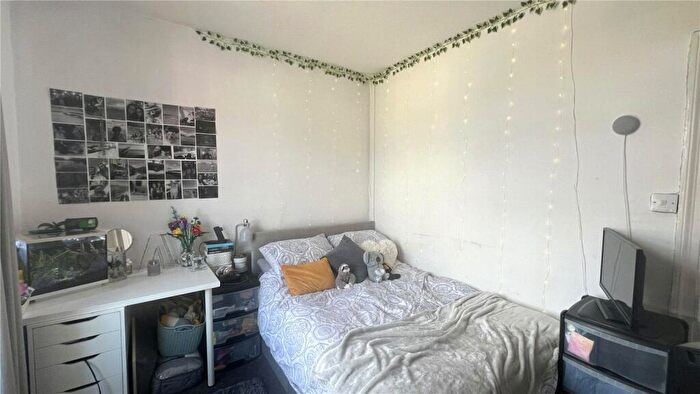 2 Bedroom Terraced House To Rent In Hill Street, Bangor, Gwynedd, LL57