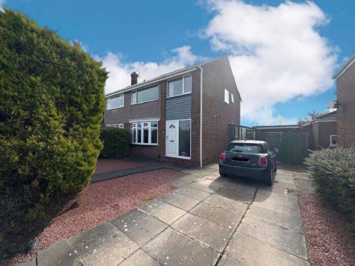 3 Bedroom Semi Detached House For Sale In Chestnut Drive, Marton-In-Cleveland, Middlesbrough, TS7