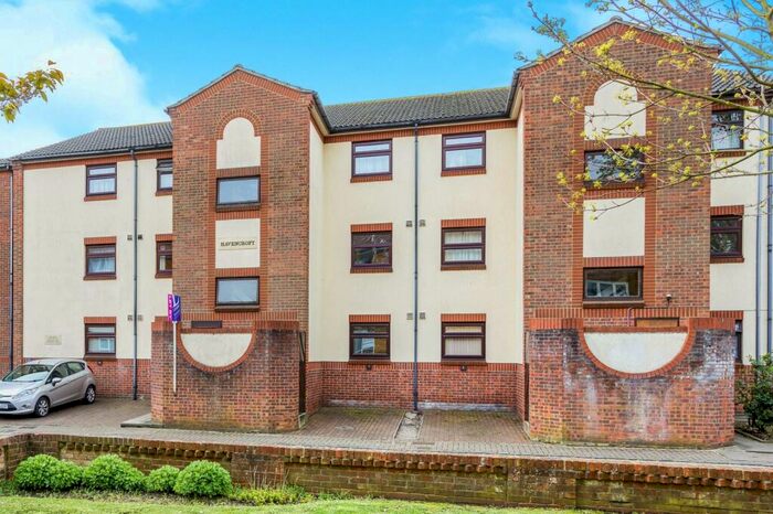 1 Bedroom Flat To Rent In Bush Street East, Southsea, PO5