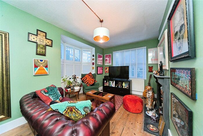 2 Bedroom Flat For Sale In Finsbury Road, Brighton, East Sussex, BN2