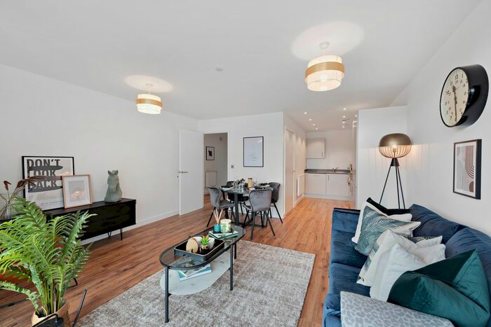 2 Bedroom Flat To Rent In Stylus Place, Hayes, UB3