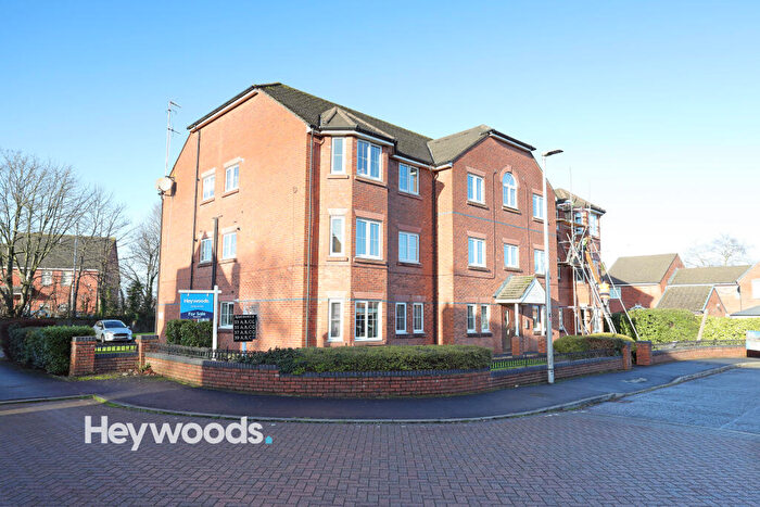 2 Bedroom Apartment For Sale In Sunnymill Drive, Sandbach, Cheshire, CW11