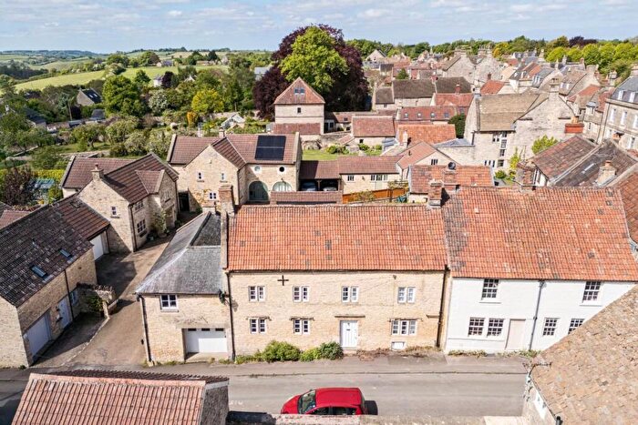 3 Bedroom House For Sale In Sheepfair Lane, Marshfield, Chippenham, SN14