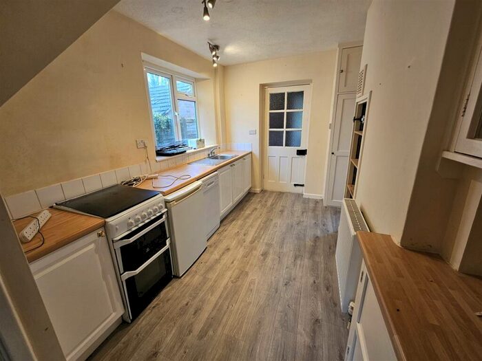 3 Bedroom Semi-Detached House To Rent In Old Park Close, Farnham, GU9