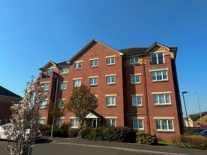 2 Bedroom Flat To Rent In Leighton Court, Newton Farm, Cambuslang, G72