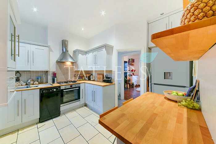2 Bedroom Apartment To Rent In Wilton Road, Muswell Hill, N10