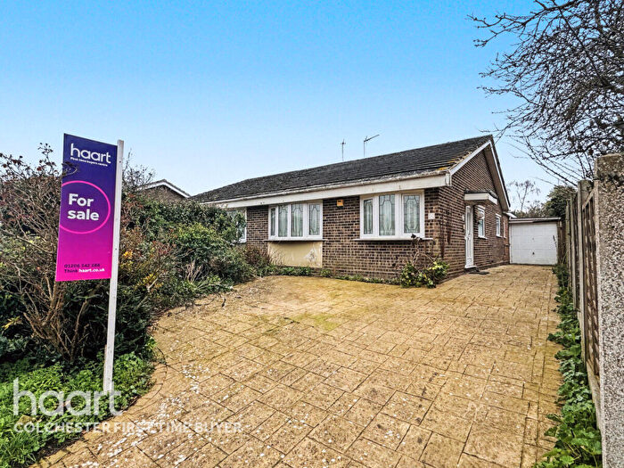 3 Bedroom Bungalow For Sale In Claremont Road, Colchester, CO7