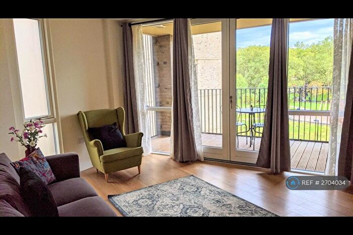 2 Bedroom Flat To Rent In Stead Street, London, SE17