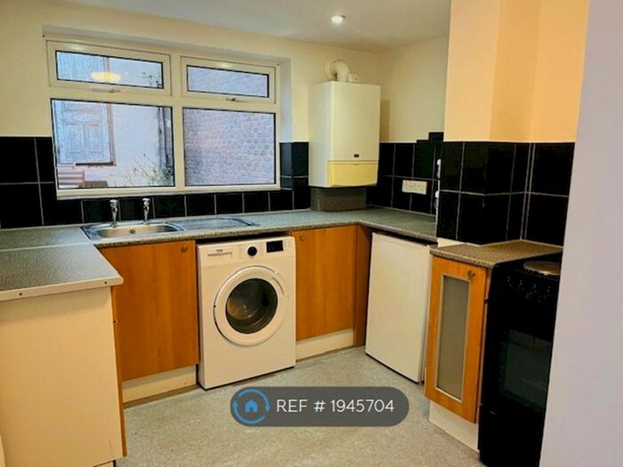 1 Bedroom Flat To Rent In Kings Road, London, SE25