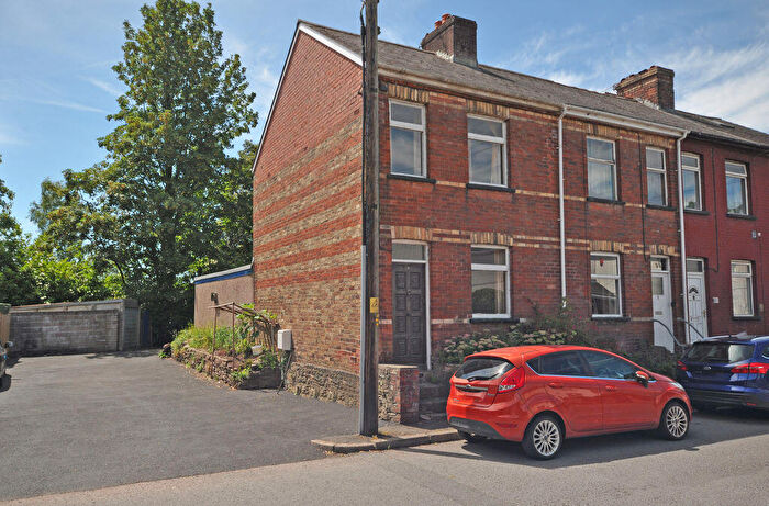 3 Bedroom Terraced House For Sale In Western Valley Road, Rogerstone, NP10