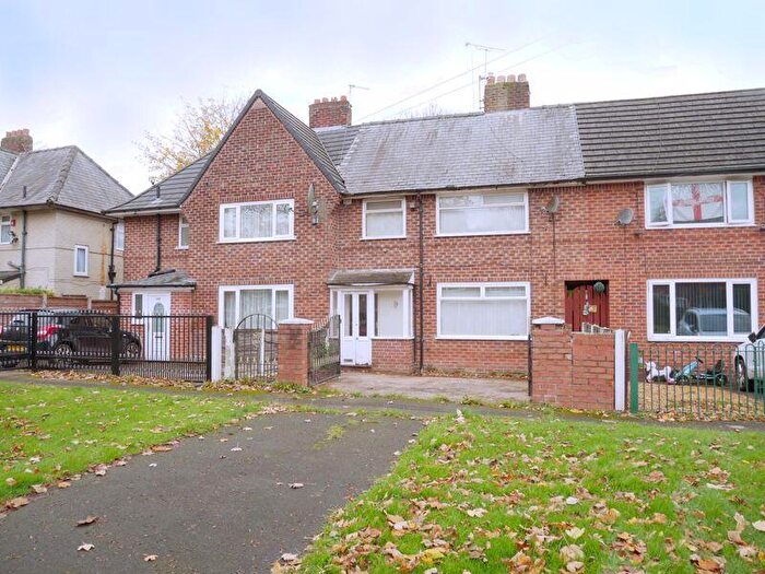 3 Bedroom Terraced House For Sale In Woodhouse Lane, Manchester, M22