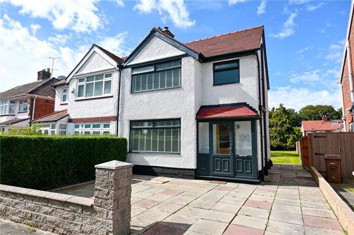 3 Bedroom Semi Detached House For Sale In Borrowdale Road, Bebington, Wirral, CH63