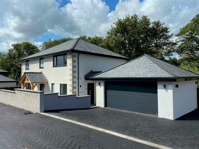 4 Bedroom Detached House For Sale In Hewas Water, Truro To St Austell, PL26