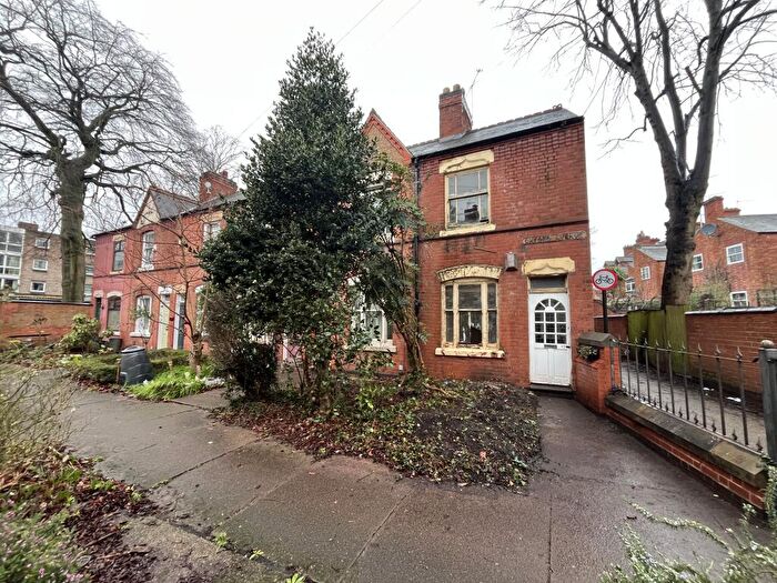 2 Bedroom End Of Terrace House For Sale In Oxford Avenue, Leicester, Leicestershire, LE2