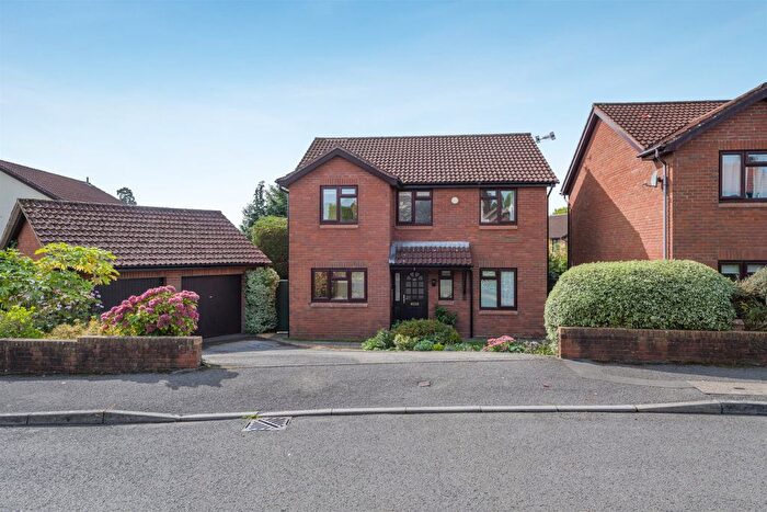 4 Bedroom Detached House For Sale In Mounton Drive, Chepstow, Monmouthshire, NP16