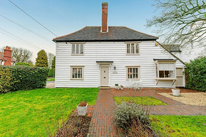 4 Bedroom Detached House For Sale In Cricketers Lane, Brentwood, CM13