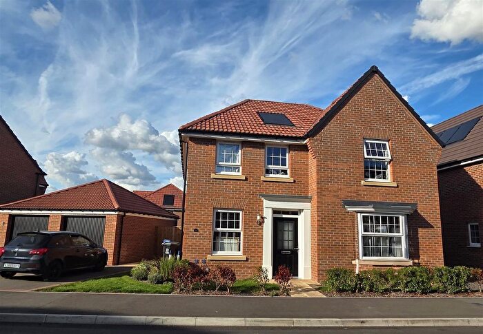 4 Bedroom Detached House For Sale In Asgard Avenue, Warsop, NG20