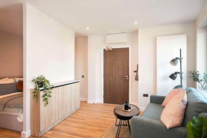 1 Bedroom Flat To Rent In London Borough Of Croydon, CR0
