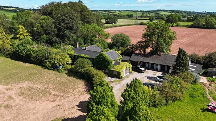 4 Bedroom Farm House For Sale In Hartwell Lane, Stone, ST15