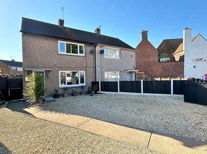 2 Bedroom Semi-Detached House For Sale In Swinefleet Road, Goole, DN14