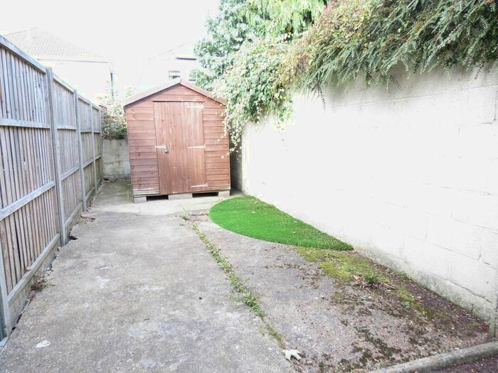 4 Bedroom Flat To Rent In Alington Road, Winton, Bournemouth BH3