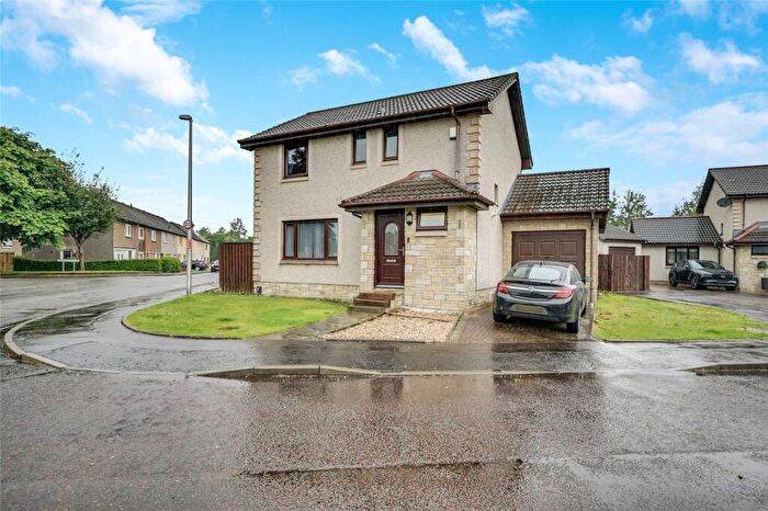3 Bedroom Detached House For Sale In Arthur Court, Cowdenbeath, Fife, KY4