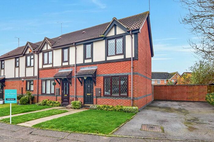 2 Bedroom End Of Terrace House For Sale In Churchfields, North Shoebury, Shoeburyness, Essex, SS3
